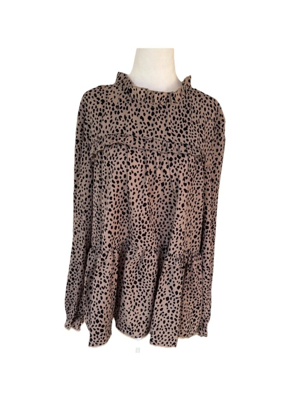 Womens Beige Animal Print Blouse Top Size Large Long Sleeve Comfortable Classic